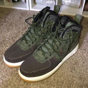 Nike Men’s Sneakers